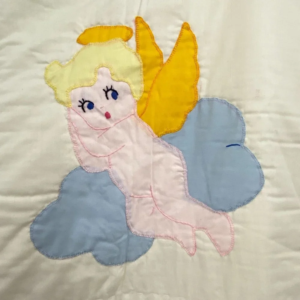 Angel‎ embroidered baby crib quilt blanket yellow white unisex boy girl